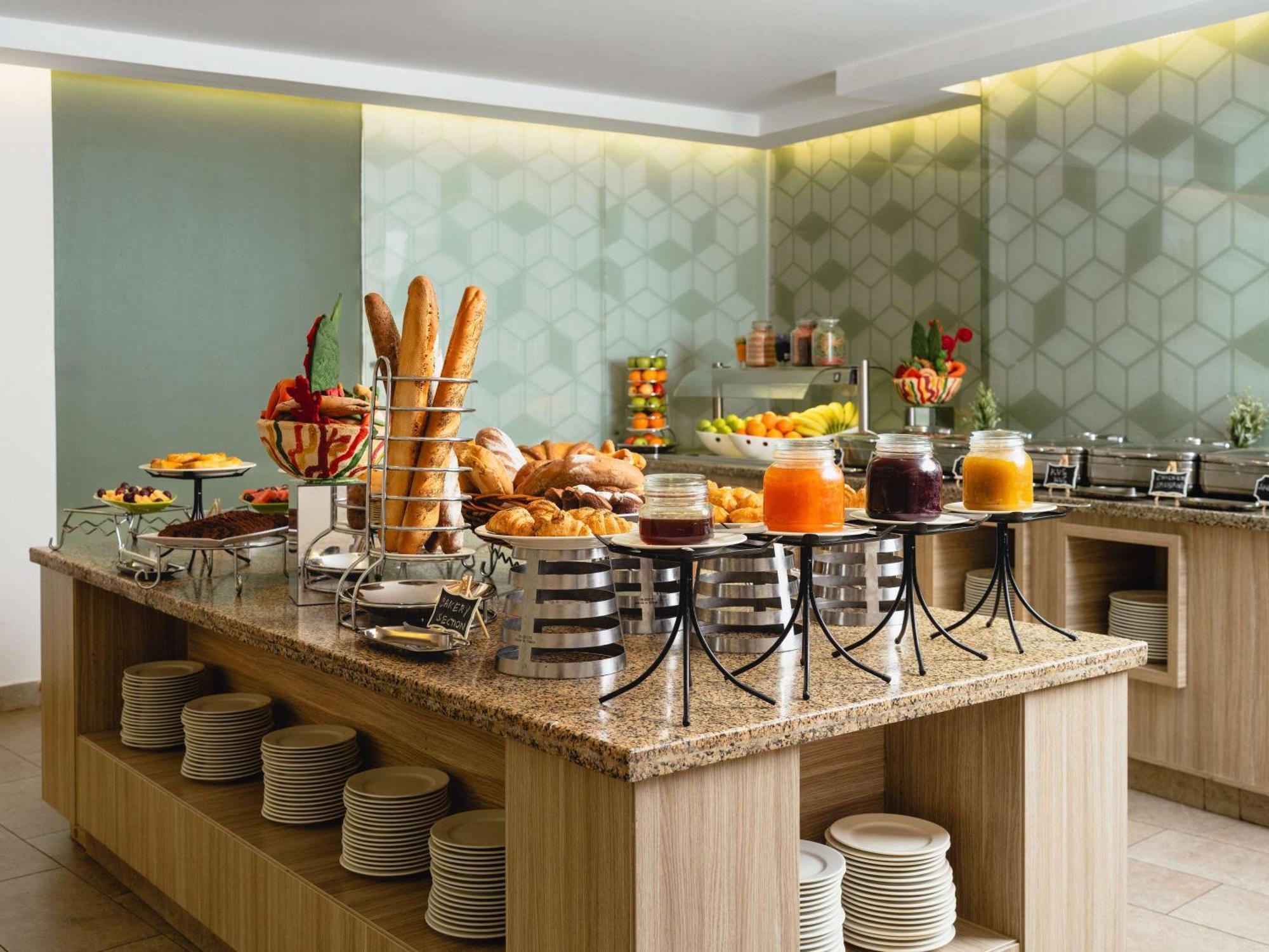 Готель Ibis Styles Makkah Mecca Екстер'єр фото